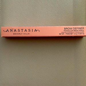 Anastasia Brow Definer